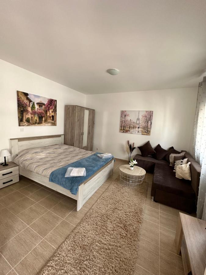 Saly 70 Apartment Budva